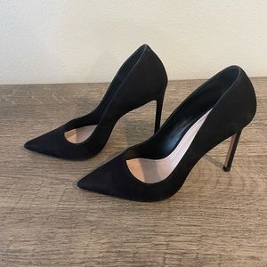Schutz Lou pump
